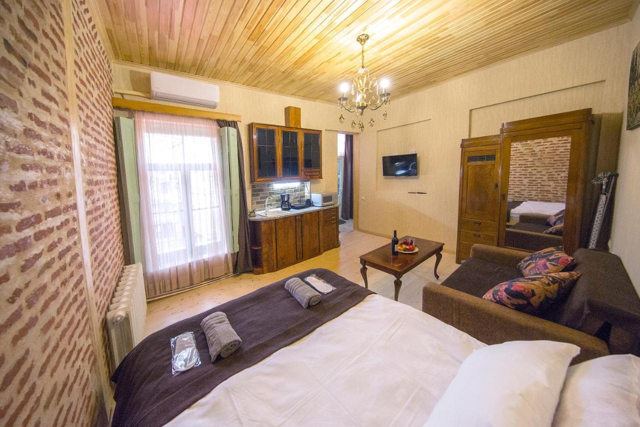 Room 19 Tbilisi Buitenkant foto